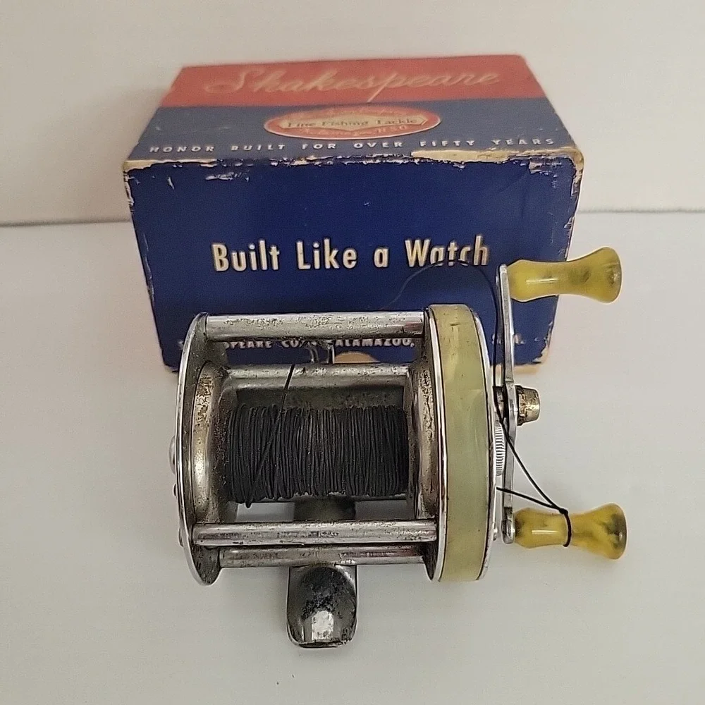 Vintage Shakespeare 1959‎ Intrinsic Model HE Bait Casting Reel